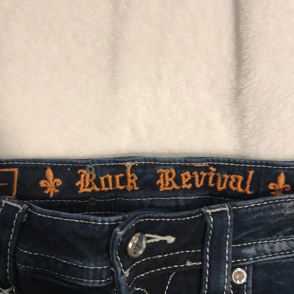 Rock Revial - Picture 3 of 4